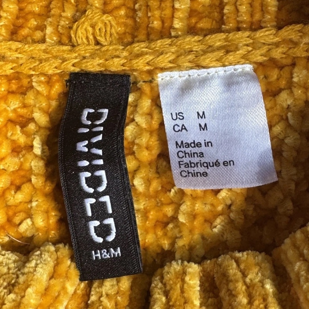 H&M DIVIDED Women's Acrylic Knit Fall Sweater Mustard Yellow Size Medium - Picture 2 of 4
